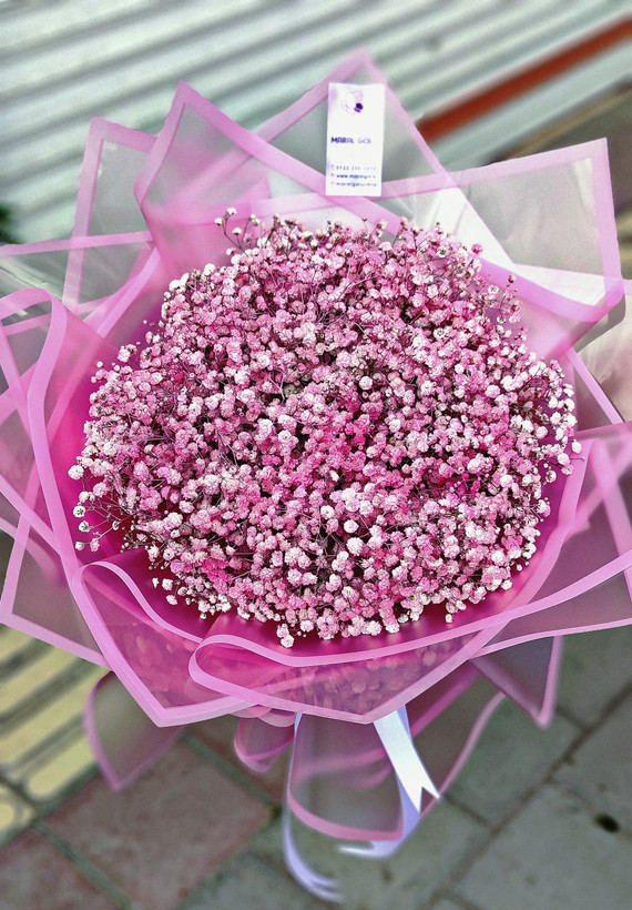 ارسال فوری گل ژیپس تازه در سطح شهر ارومیه